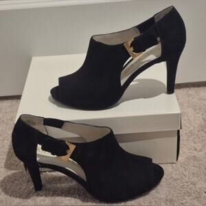 Anne Klein | EUC | Black Suede with Gold Buckle | Heels | Size 9M